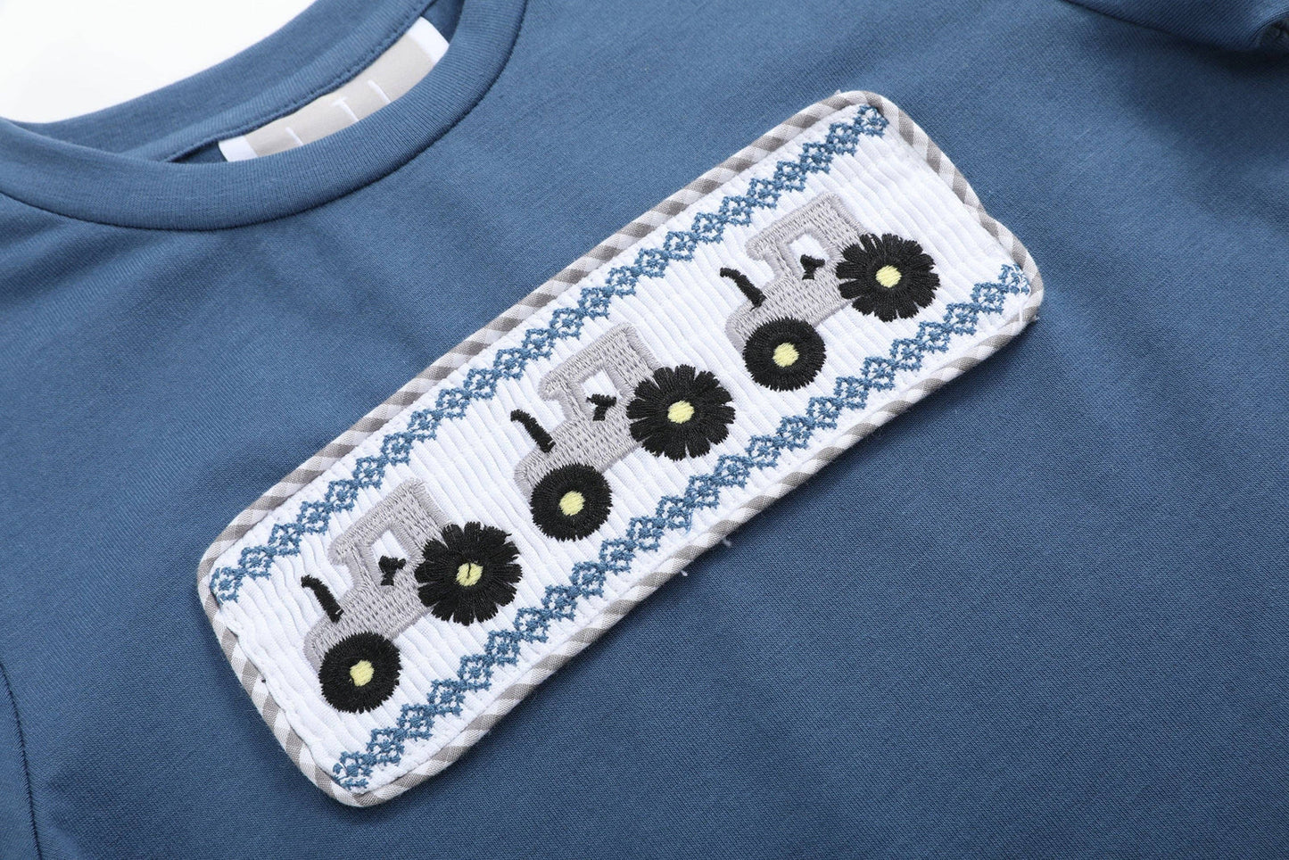 Set 2 pc smocked tractor