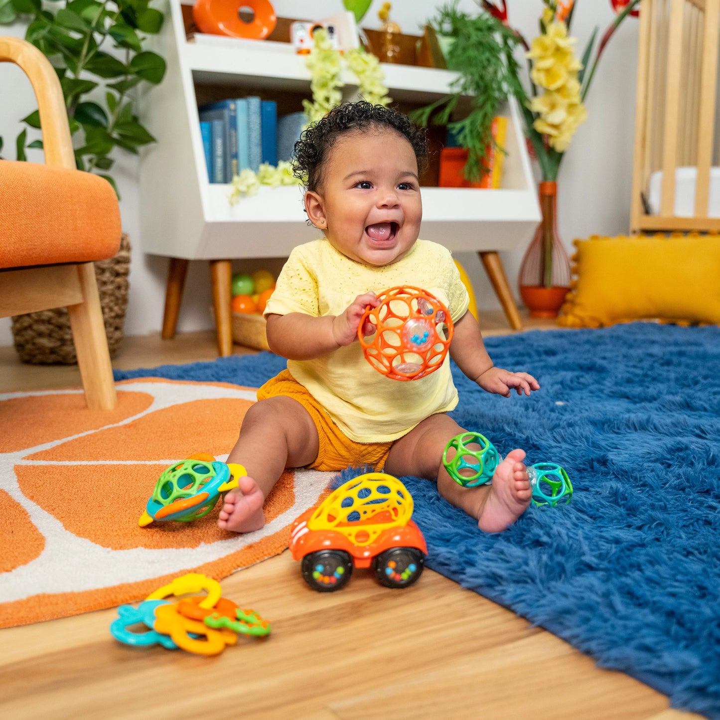 Bright starts - soother and shakers